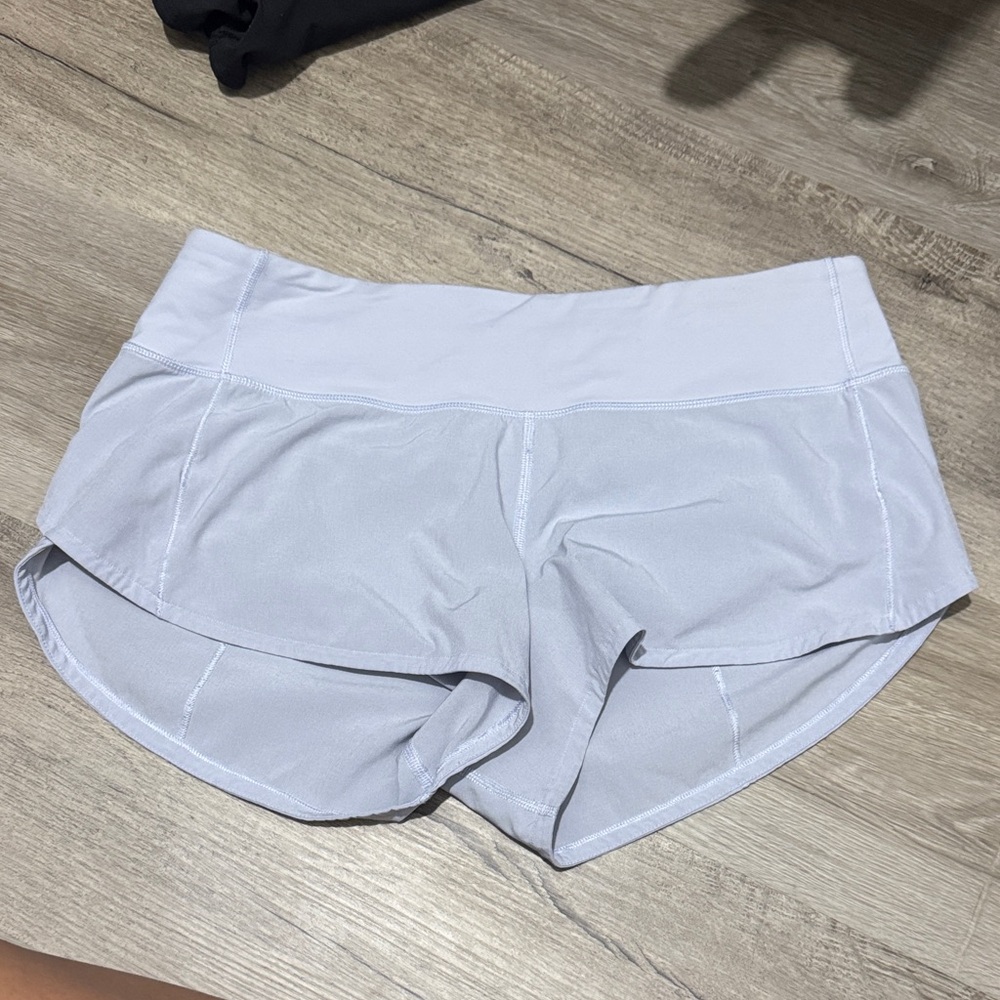 Lululemon low rise speed up shorts 2.5 inch inseam - euc